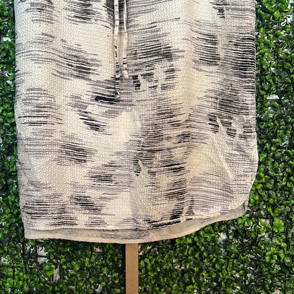 Vince Silk marble jacquard drawstring dress size small - Picture 7 of 11